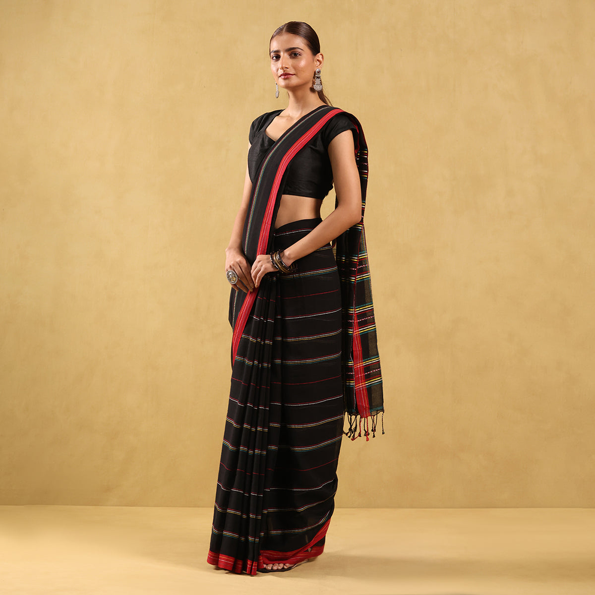 Khadi Fine Muslin Saree Bottle Design