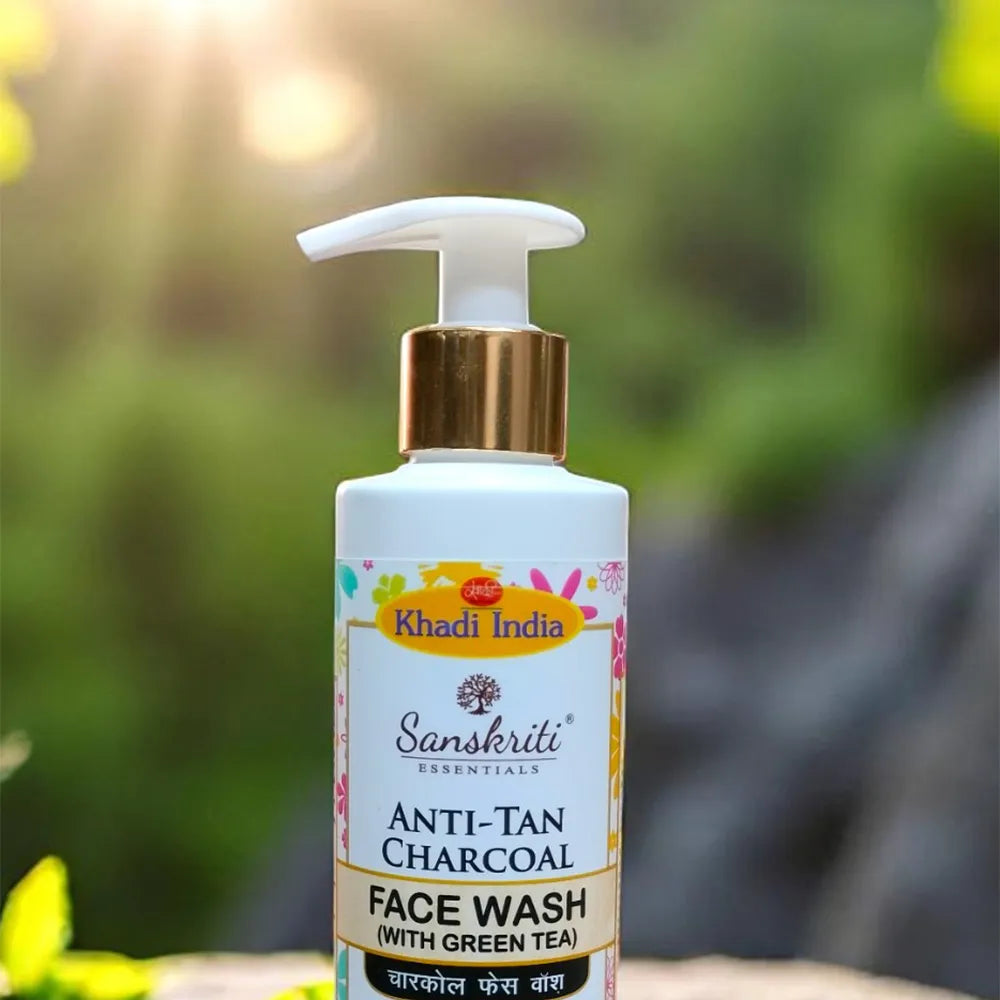 Anti-Tan Charcoal Face Wash